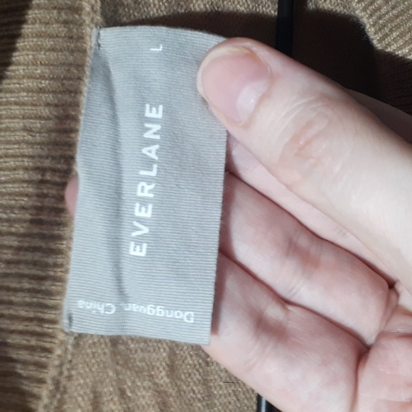 NEW Everlane Cashmere Tee Camel Size L! RARE! - Picture 8 of 9